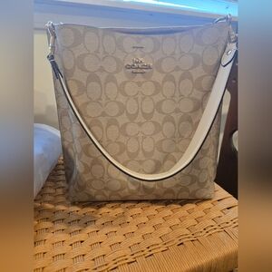 Coach Signature Beige and White Shoulder Mollie Bucket Bag